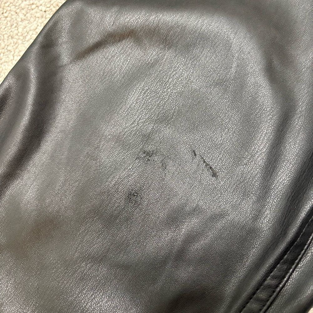 Hollister Black Faux Leather Ultra High Rise Pants Size 29/ 9R - Picture 11 of 11